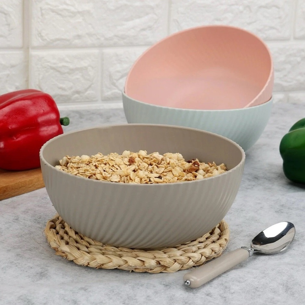 Set of 4 MAINSTAYS Plastic 38oz Cereal Bowls Round Textured BPA Free Beige